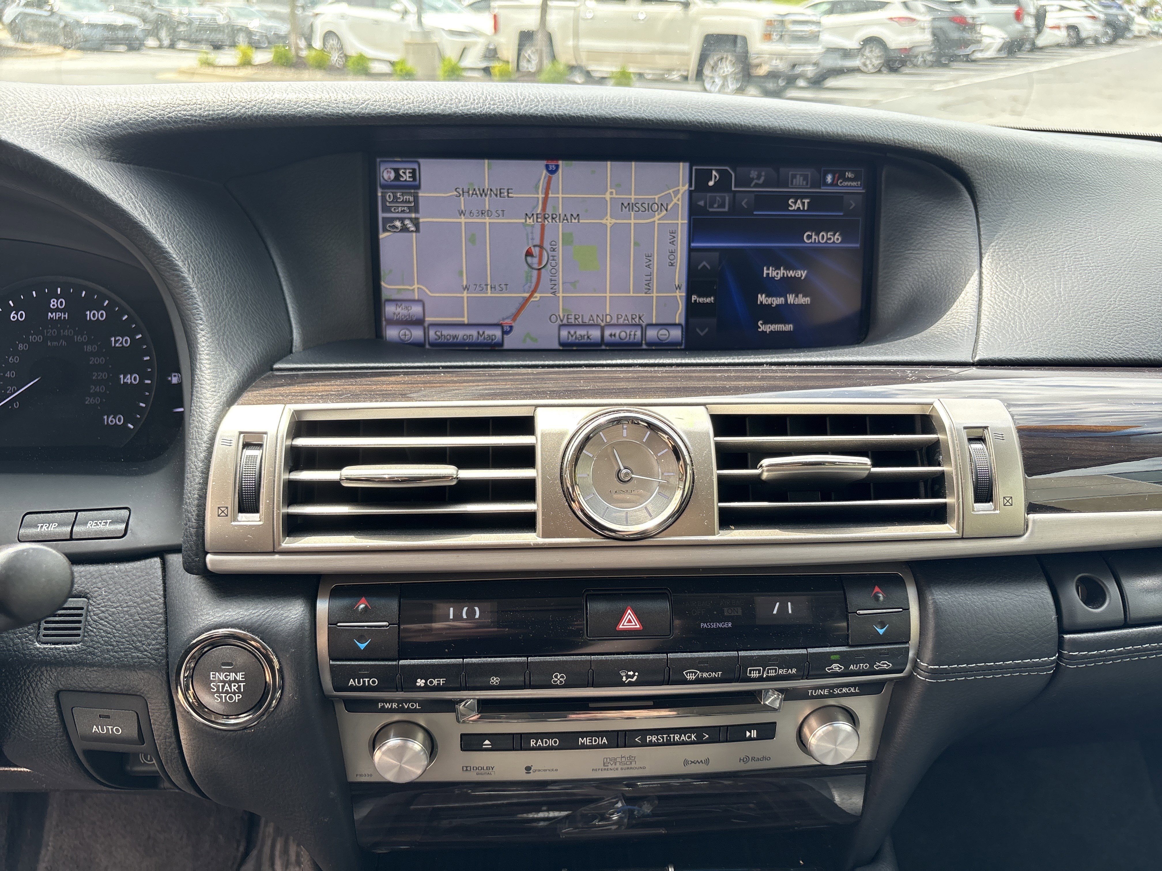 Used 2013 Lexus LS 460 AWD w/ Comfort Pkg image 24