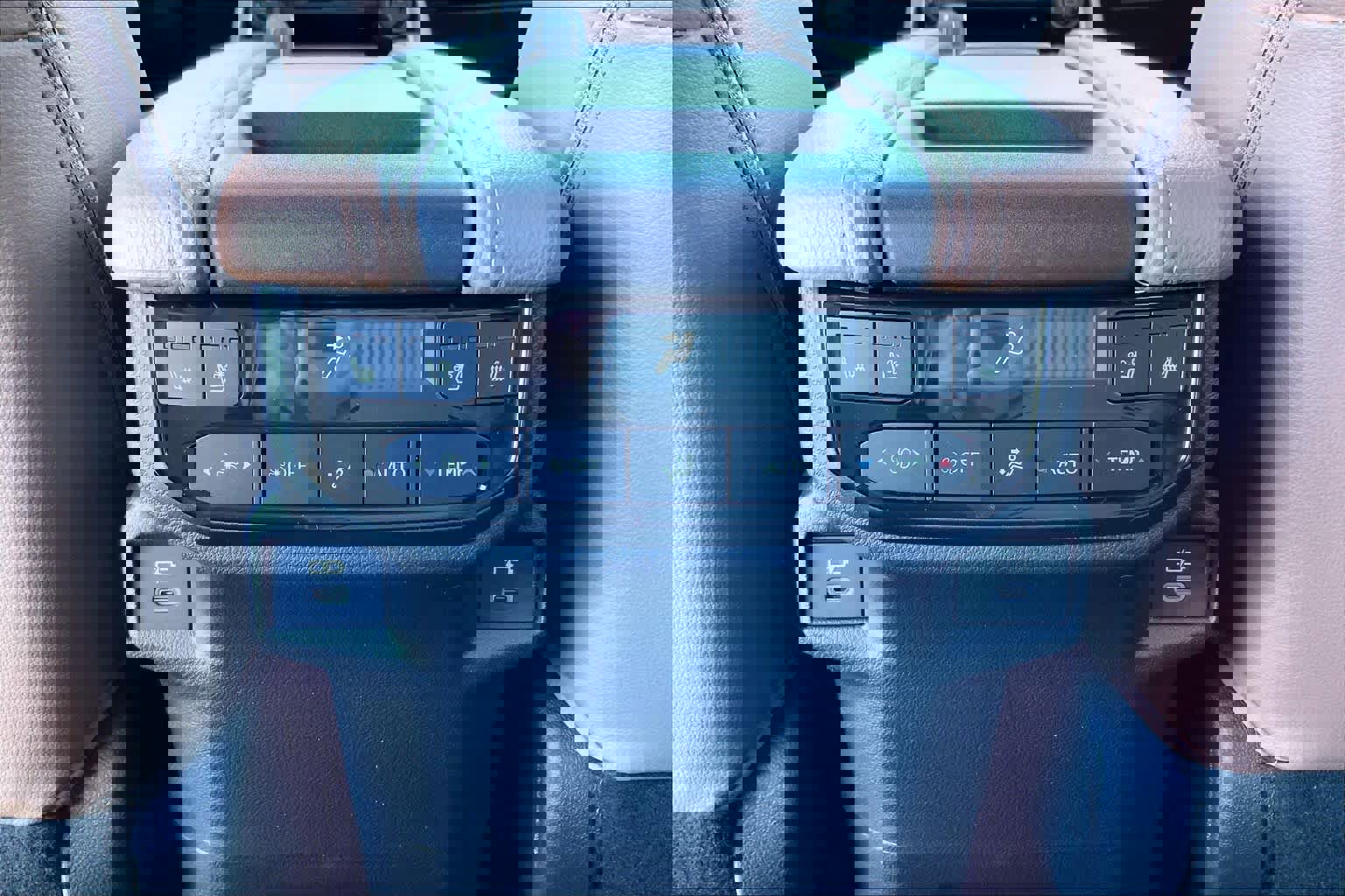 New 2026 Toyota Grand Highlander AWD Hybrid image 18