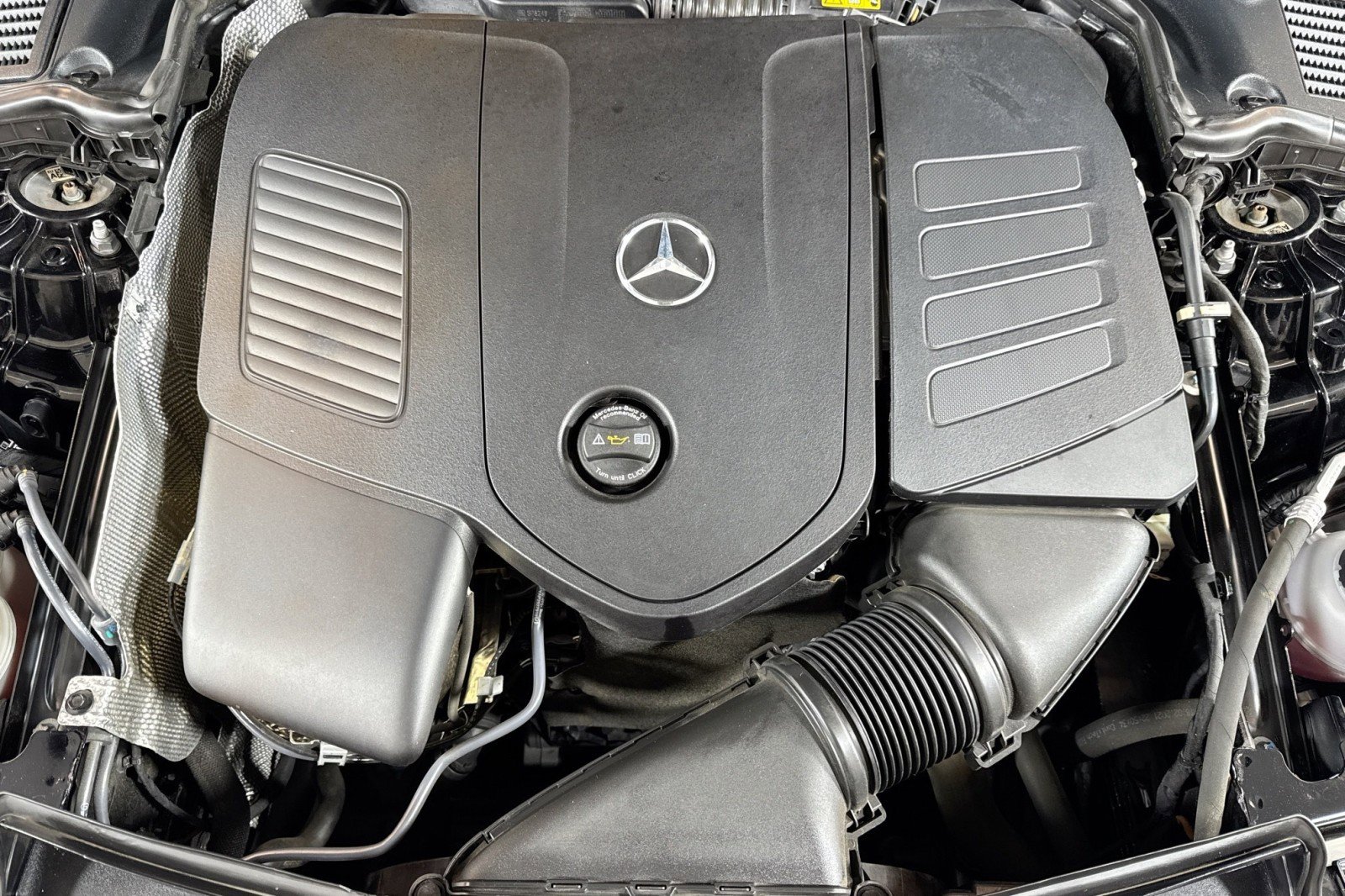 Used 2022 Mercedes-Benz C 300 Sedan image 29