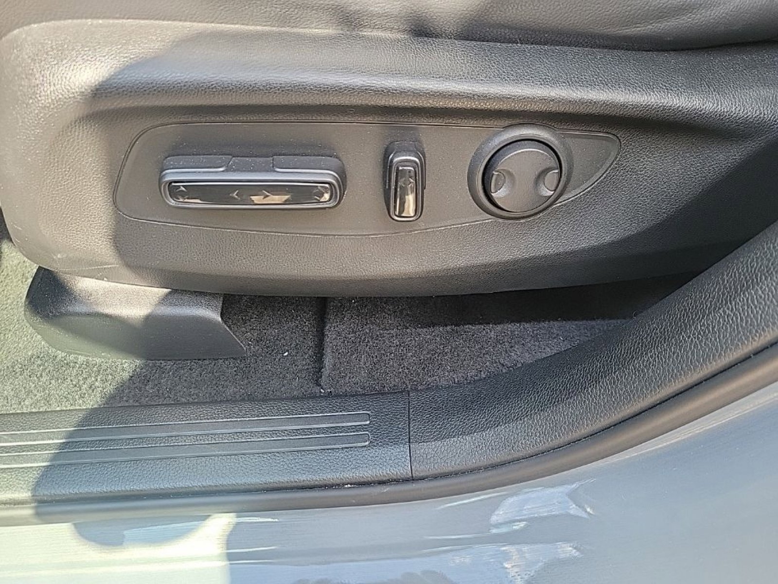 Used 2024 Honda CR-V Sport Touring image 30