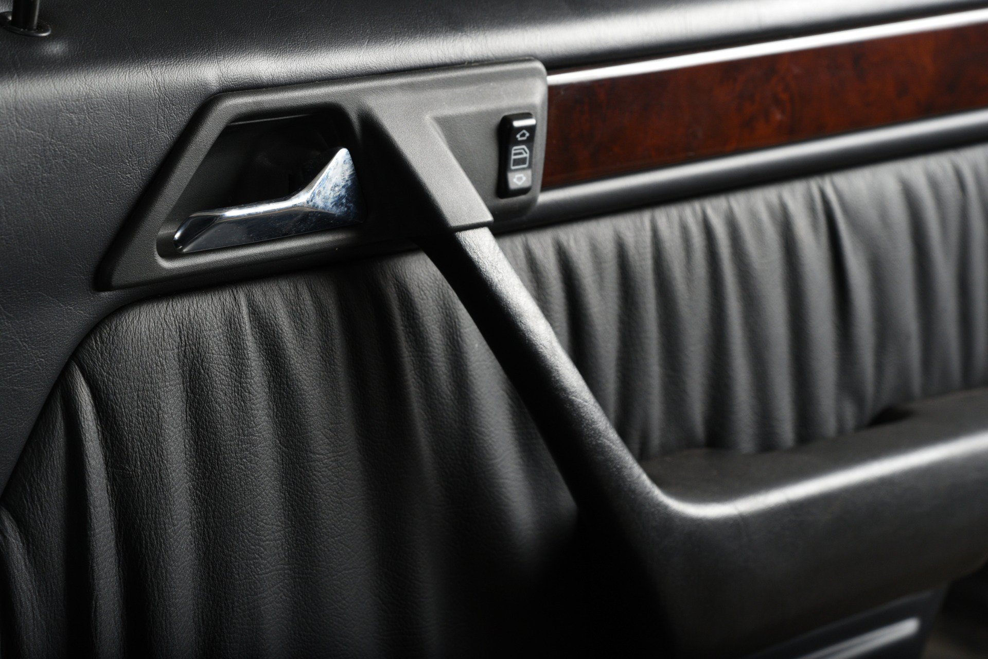 Used 1994 Mercedes-Benz E 500 Sedan image 29