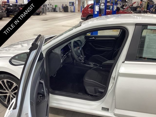 Used 2023 Volkswagen Jetta Sport FWD image 10