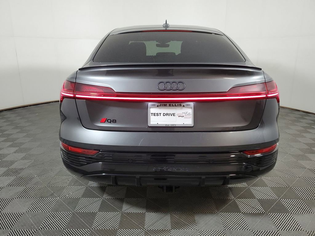 Certified 2024 Audi Q8 e-tron Prestige w/ Prestige Package AWD/4WD image 5