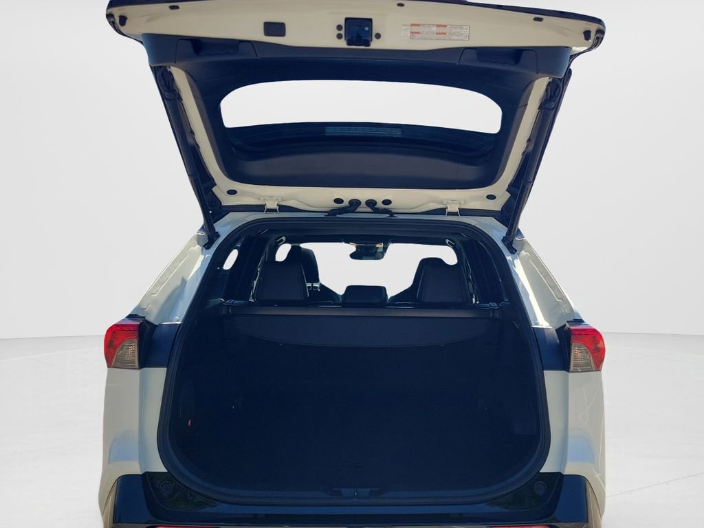 Certified 2021 Toyota RAV4 XSE w/ Weather Package AWD/4WD image 25