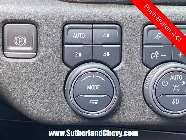 Used 2022 Chevrolet Silverado 1500 LTZ w/ LTZ Premium Package AWD/4WD image 32
