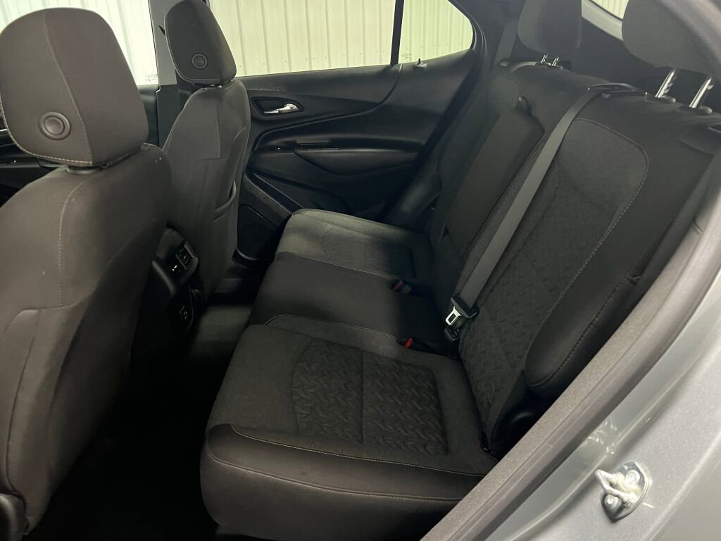 Used 2023 Chevrolet Equinox LT image 6