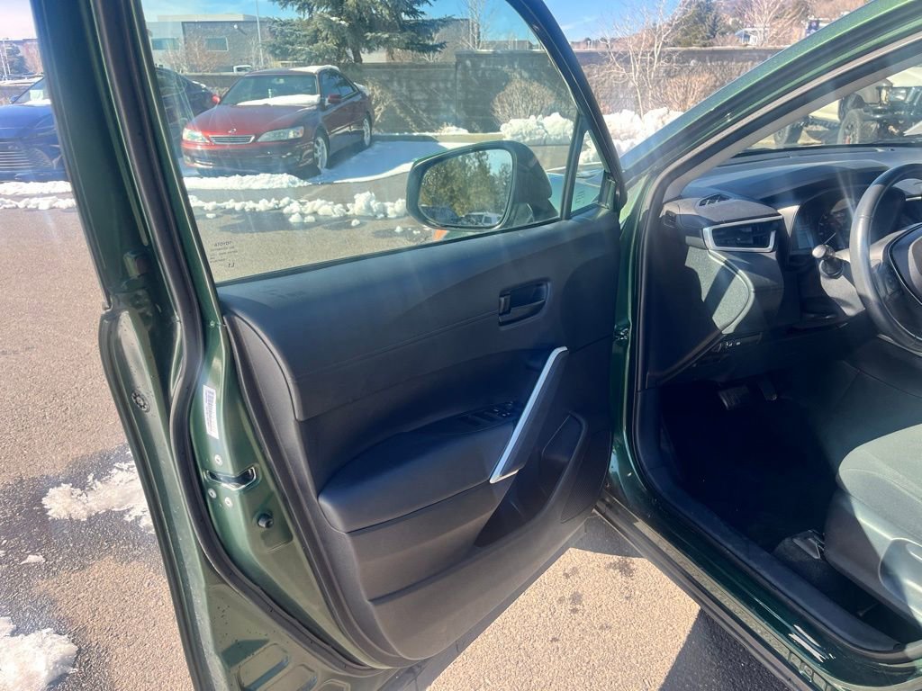 Used 2023 Toyota Corolla Cross LE image 13