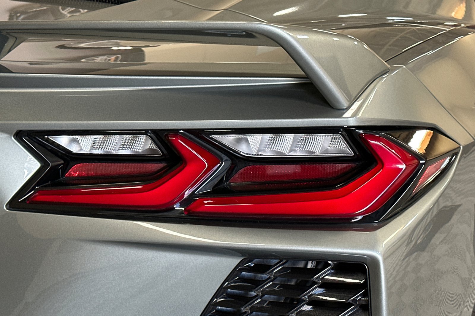 Used 2022 Chevrolet Corvette Stingray Premium Conv w/ Z51 Performance Package RWD image 52