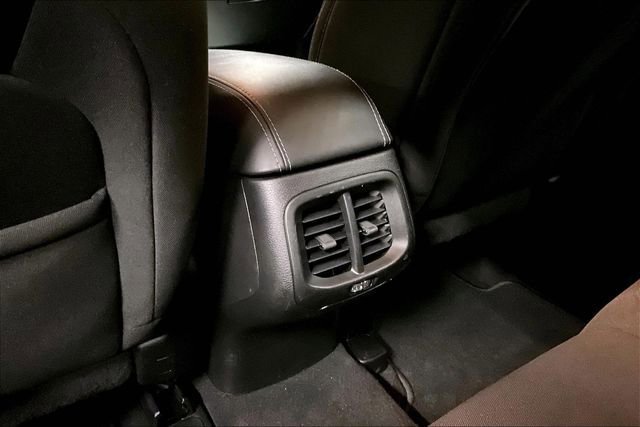 Used 2021 Jeep Cherokee Latitude image 10