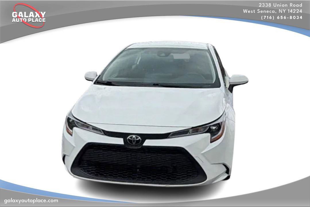 Used 2022 Toyota Corolla LE FWD image 2
