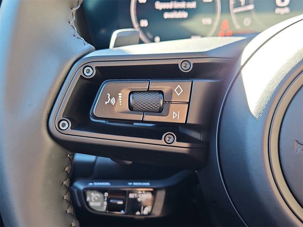 New 2026 Porsche 911 Carrera image 21