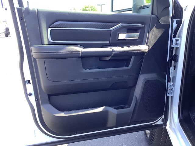 New 2026 RAM 2500 Big Horn AWD/4WD image 9