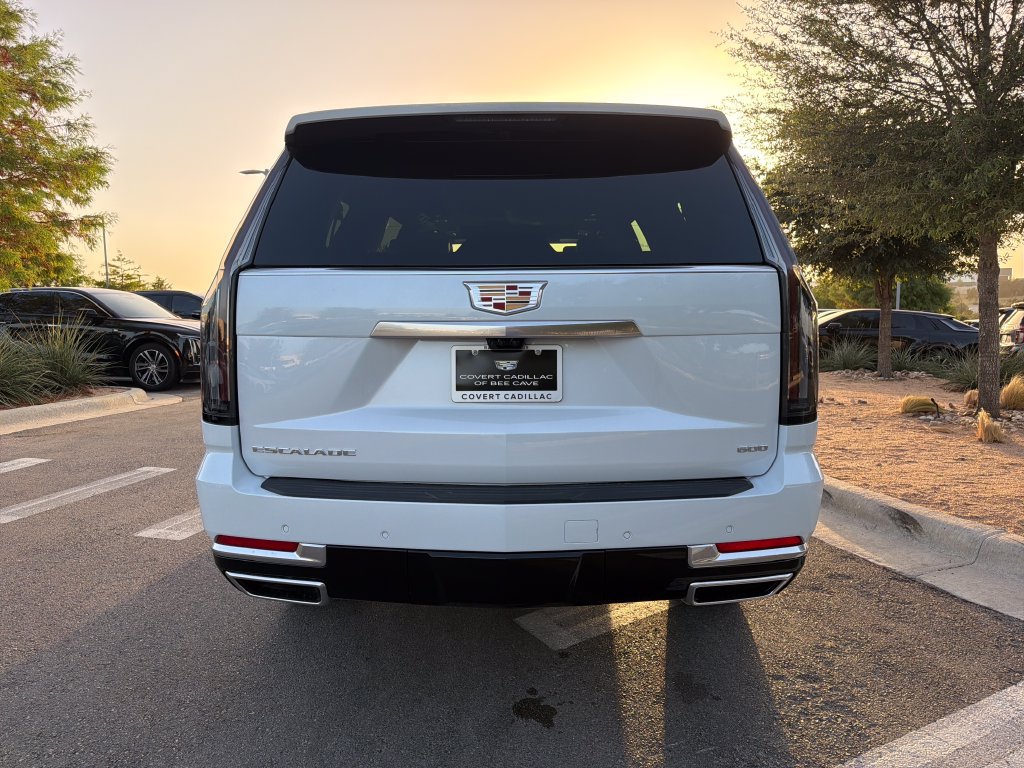 New 2026 Cadillac Escalade ESV Platinum Luxury w/ LPO, Floor Liner Package AWD/4WD image 8