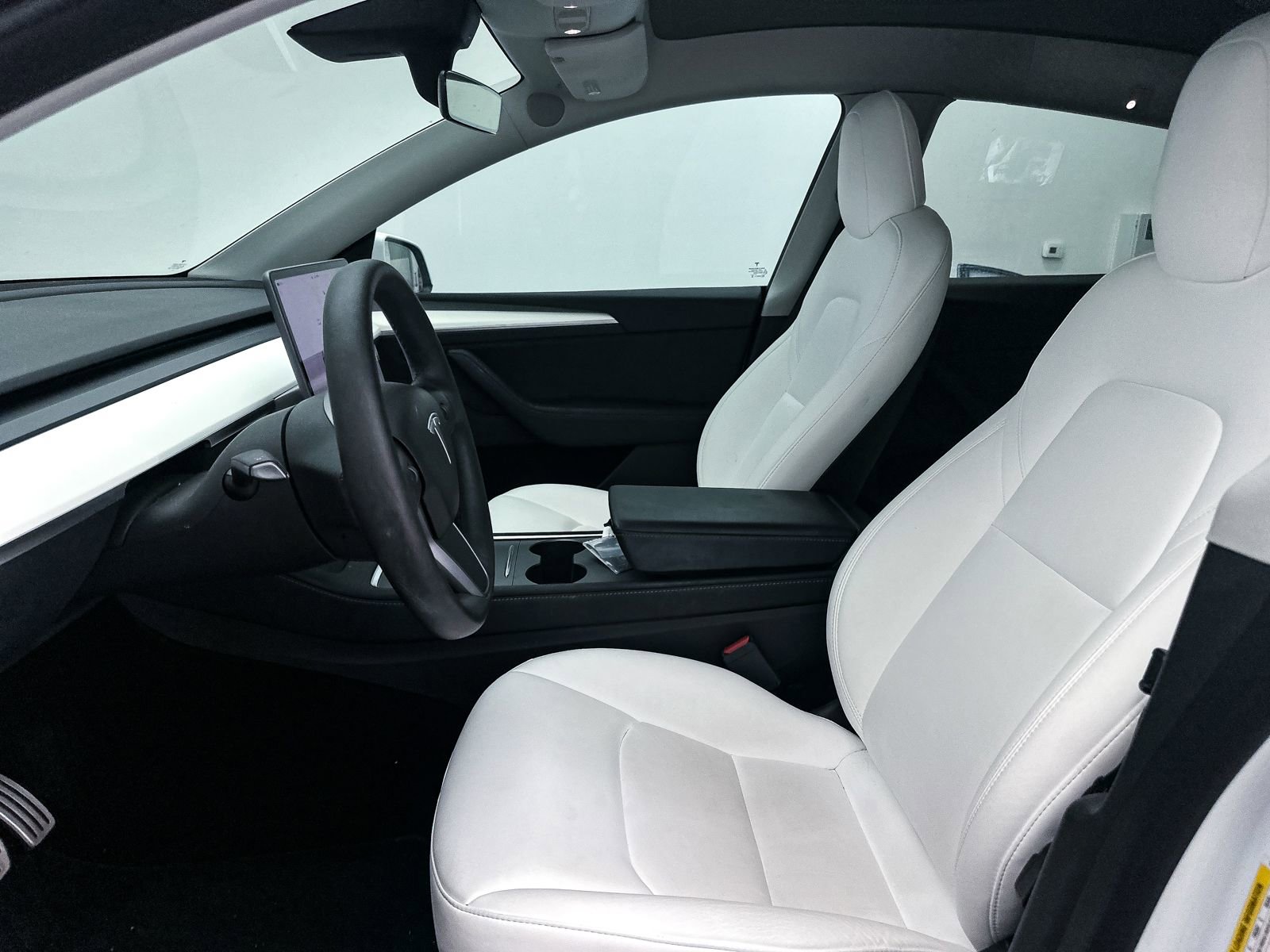 Used 2022 Tesla Model Y Performance AWD/4WD image 18