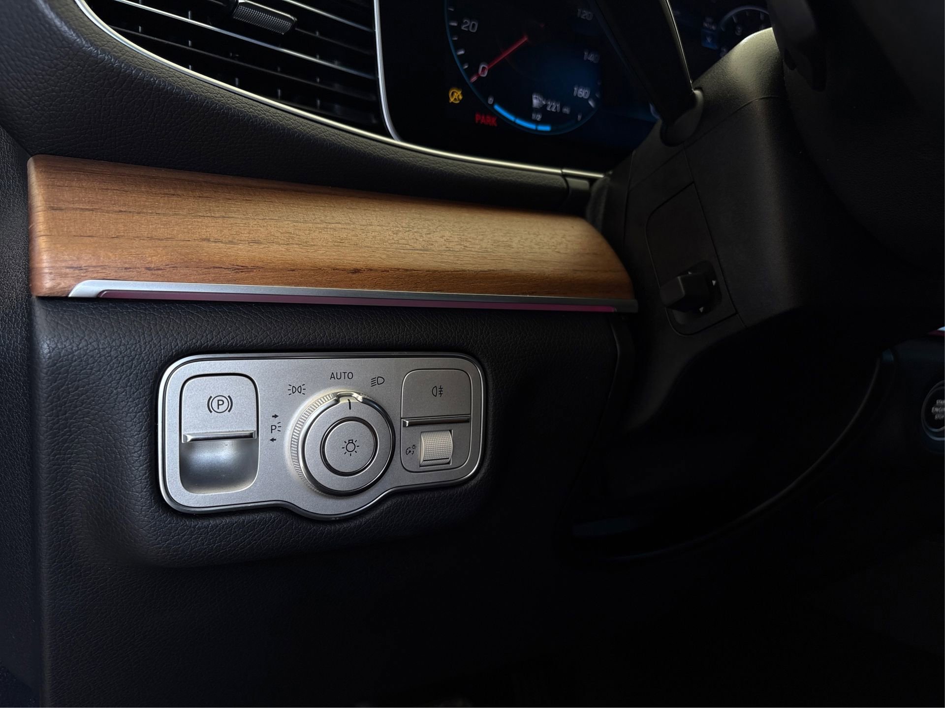 Used 2023 Mercedes-Benz GLE 350 image 20