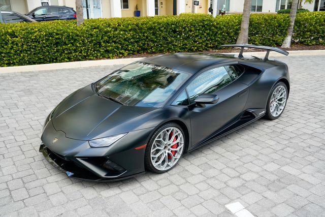 Used 2022 Lamborghini Huracan EVO image 10
