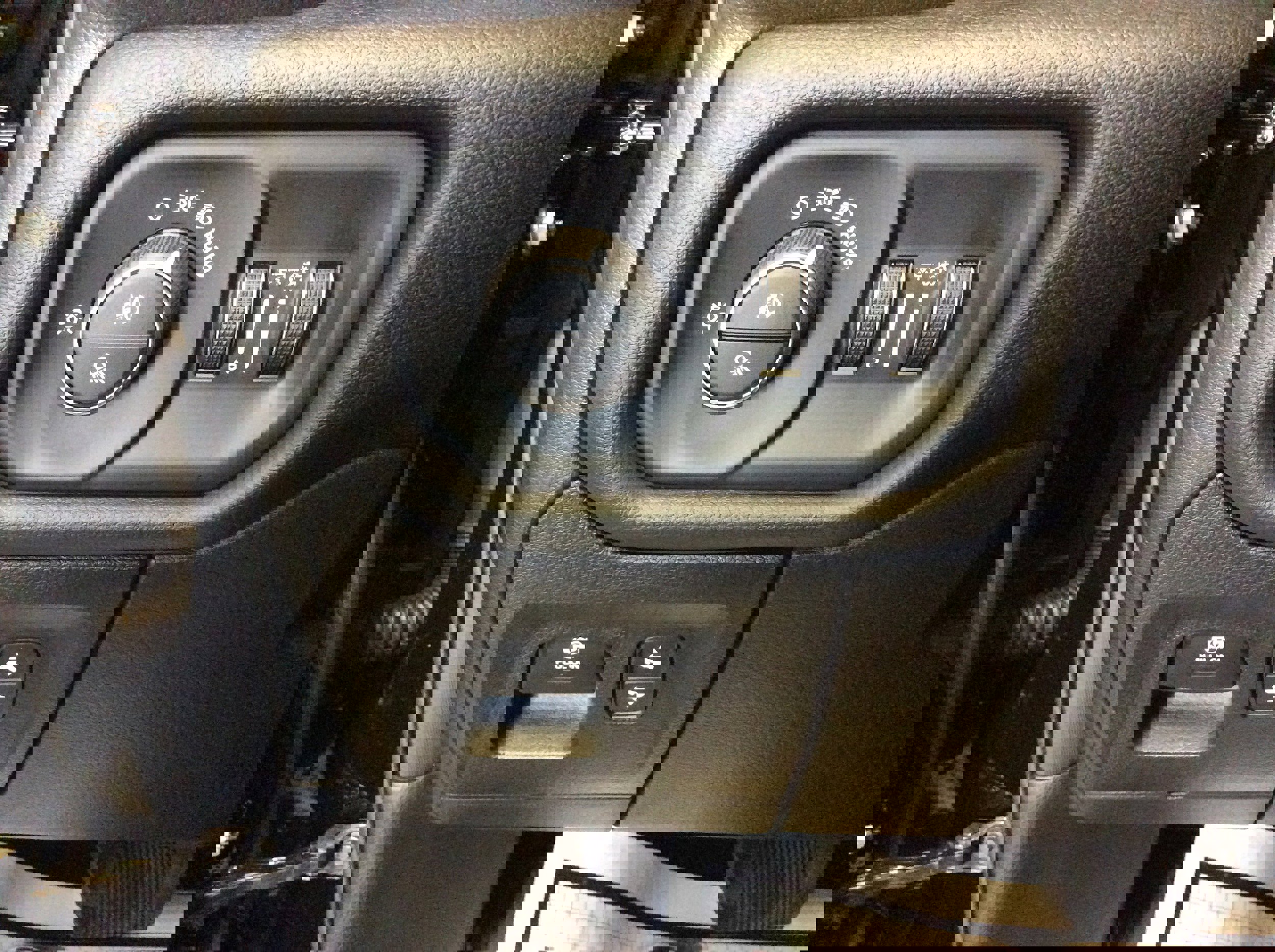 New 2025 RAM 1500 Big Horn image 19