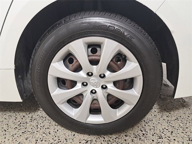 Used 2020 Toyota Corolla LE image 8