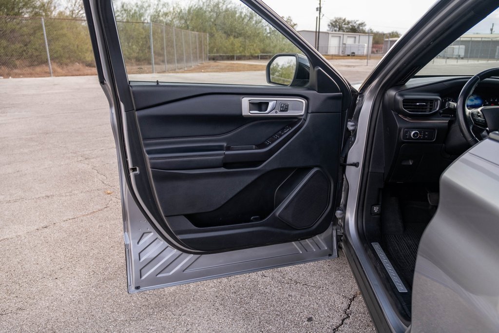 Used 2020 Ford Explorer Limited image 10