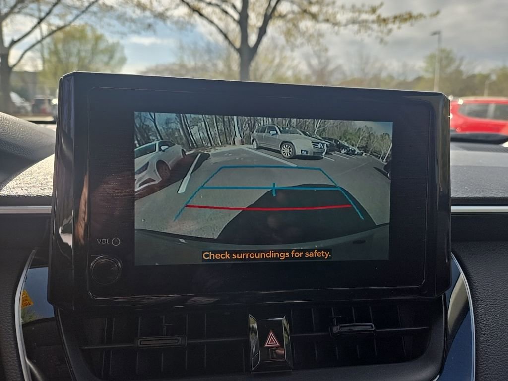 Used 2024 Toyota Corolla Cross LE image 4