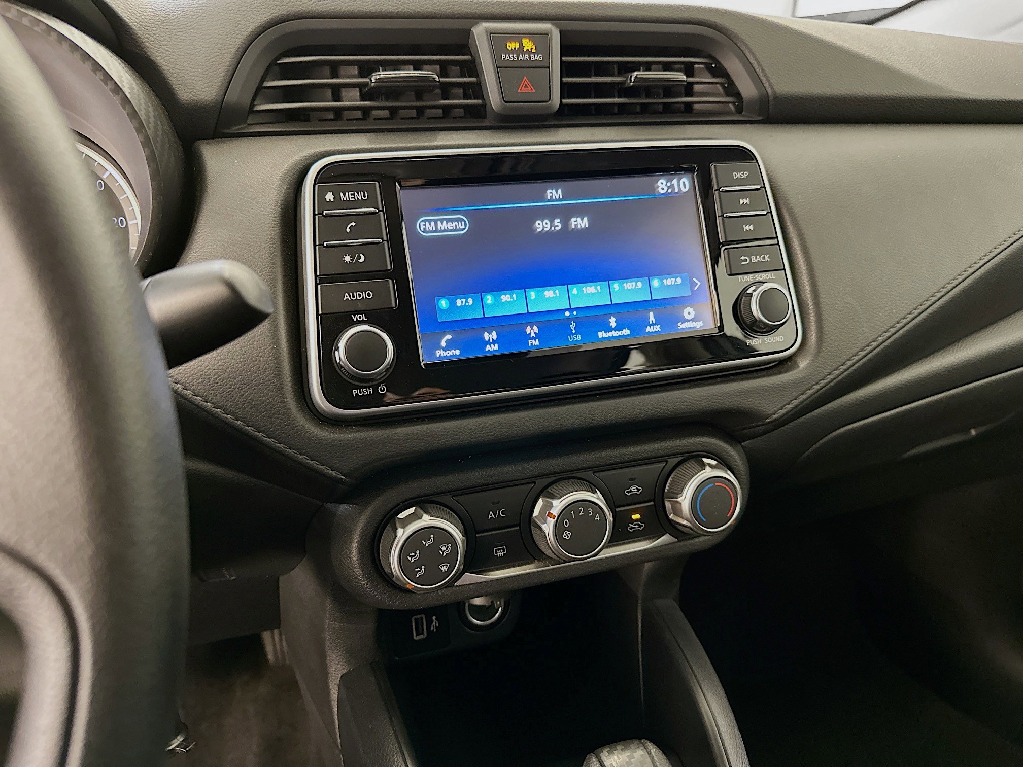 Used 2024 Nissan Versa S w/ S Plus Package image 25