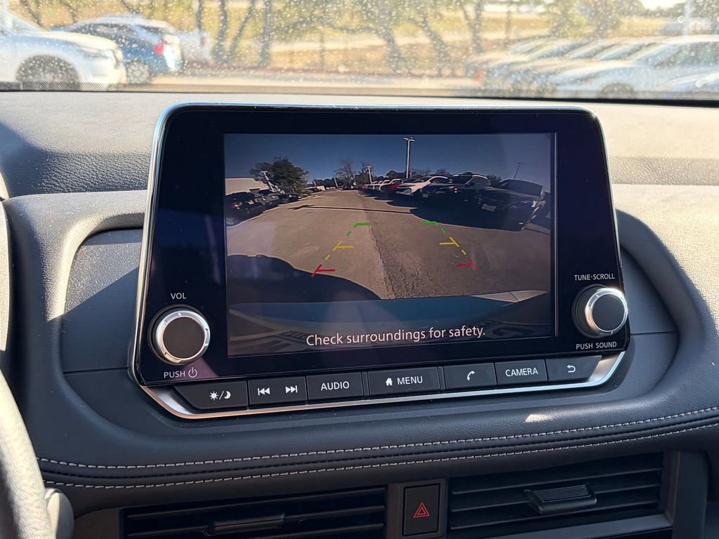 Certified 2025 Nissan Rogue S image 16