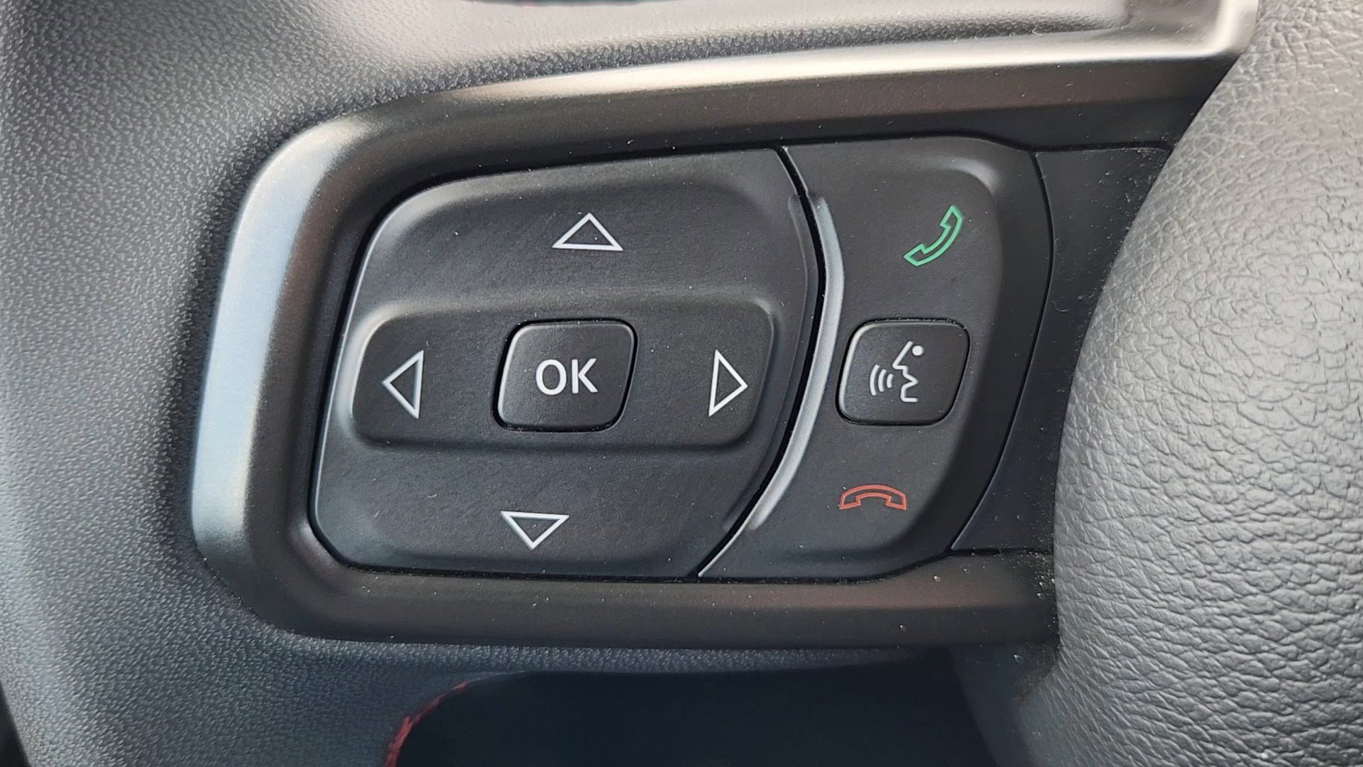 Used 2025 Jeep Wrangler Unlimited Rubicon image 12