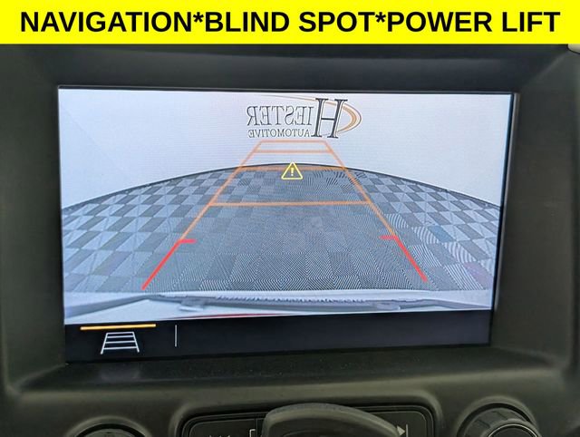 Used 2020 GMC Terrain SLE w/ Driver Convenience Package image 22