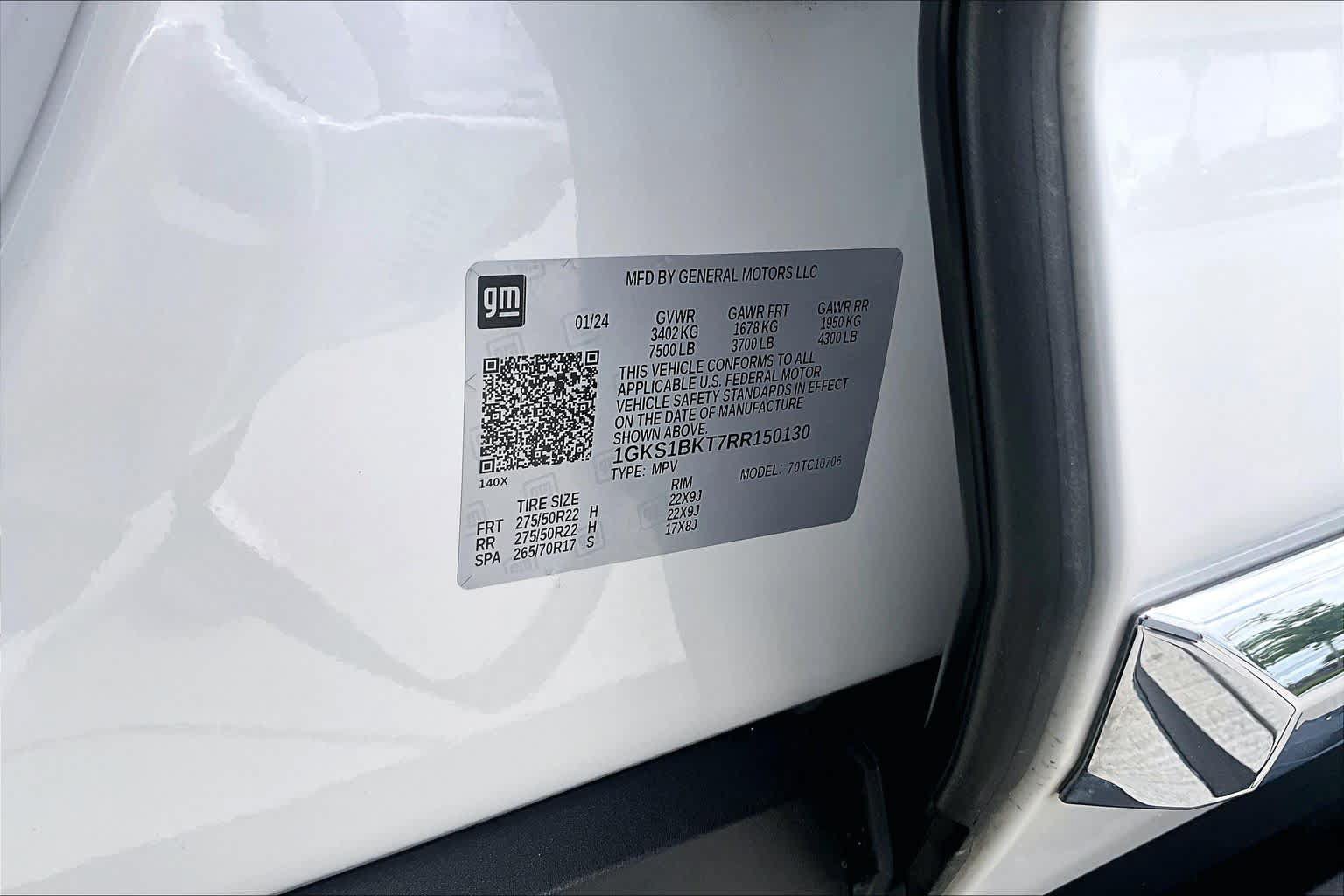 Used 2024 GMC Yukon SLT w/ SLT Luxury Package RWD image 29
