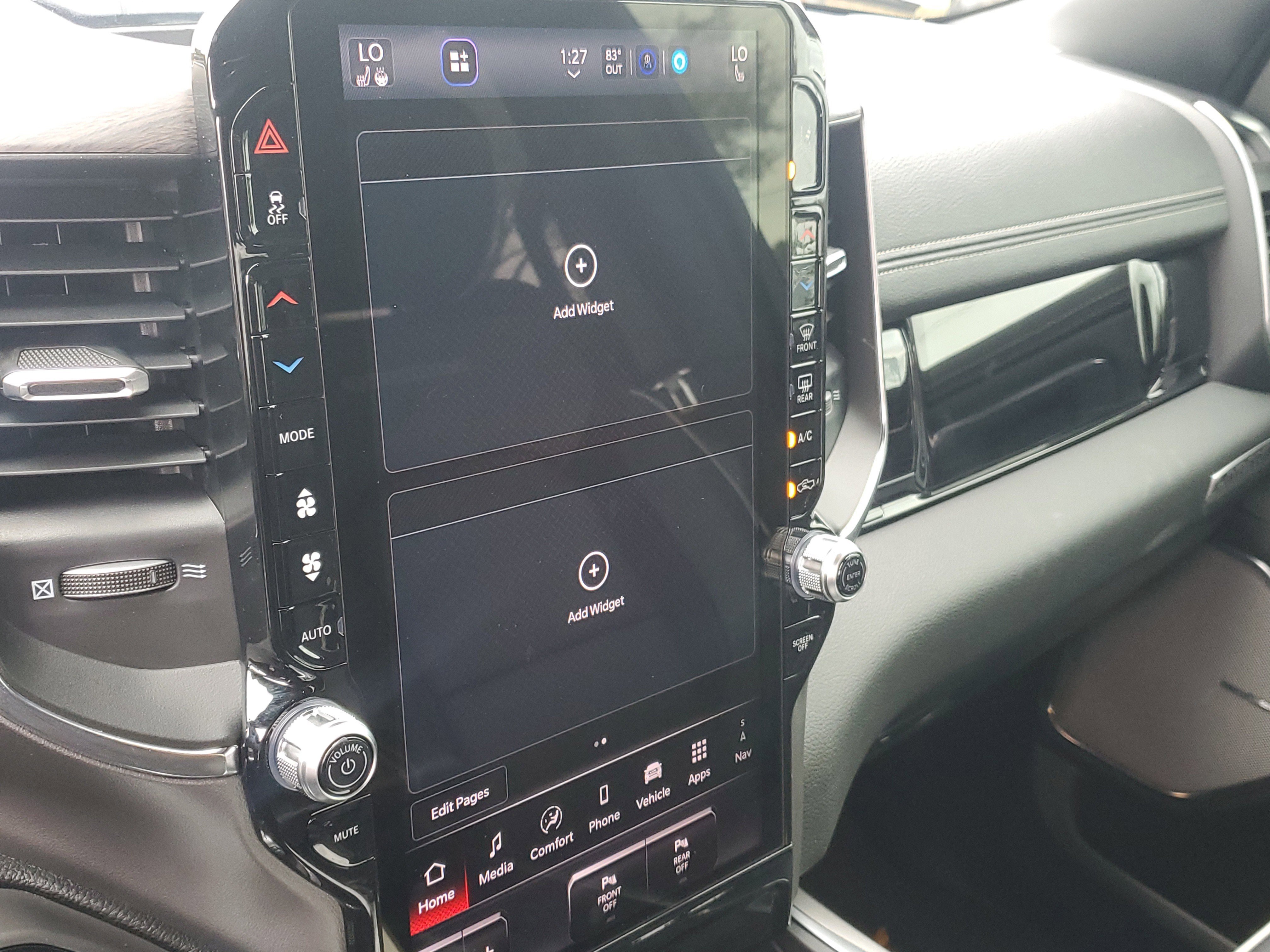Used 2026 RAM 1500 Laramie w/ Night Edition image 23