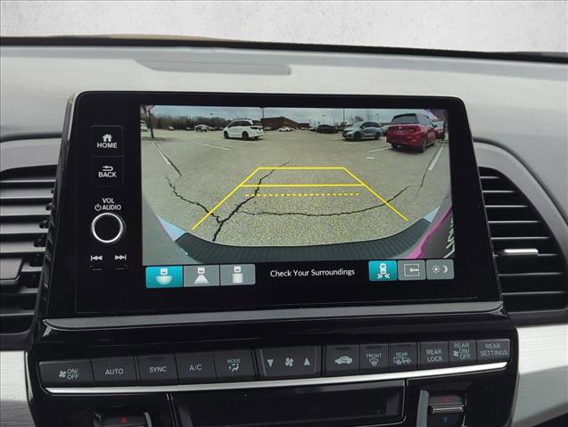 New 2026 Honda Odyssey Touring image 13