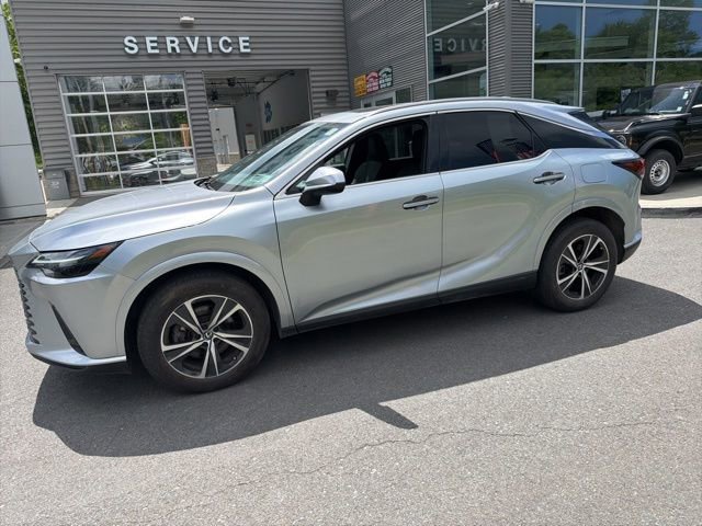 Used 2023 Lexus RX 350h w/ Accessory Package (2T) AWD/4WD image 4