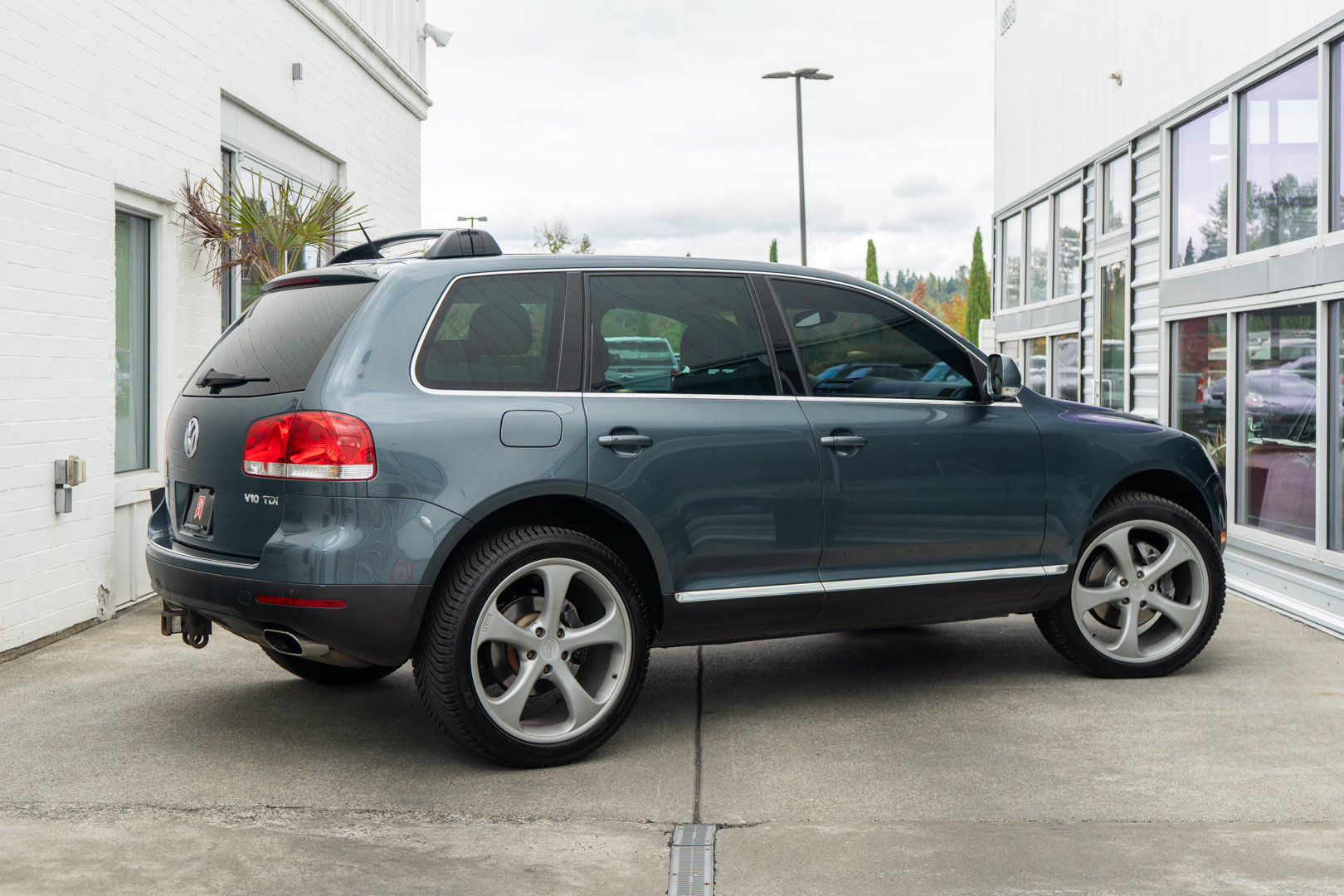 Used 2006 Volkswagen Touareg V10 TDI AWD/4WD image 7