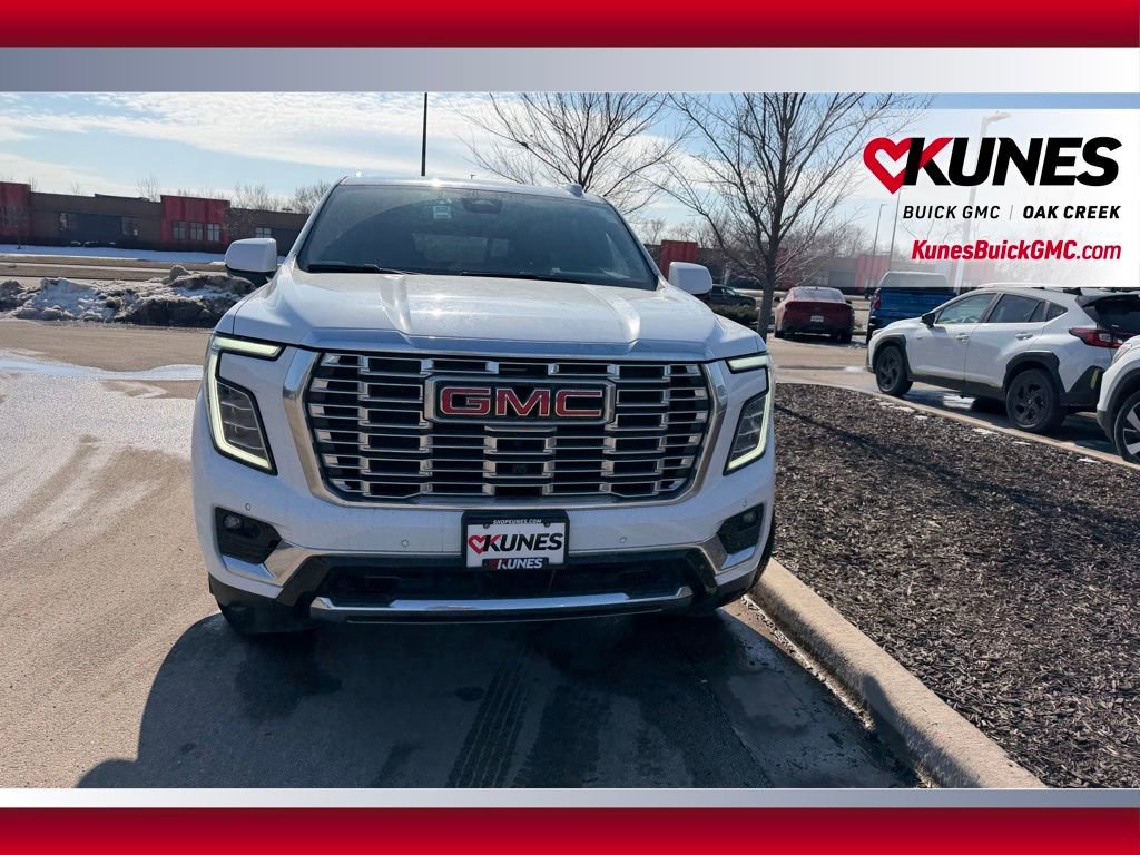 Used 2025 GMC Yukon Denali image 3