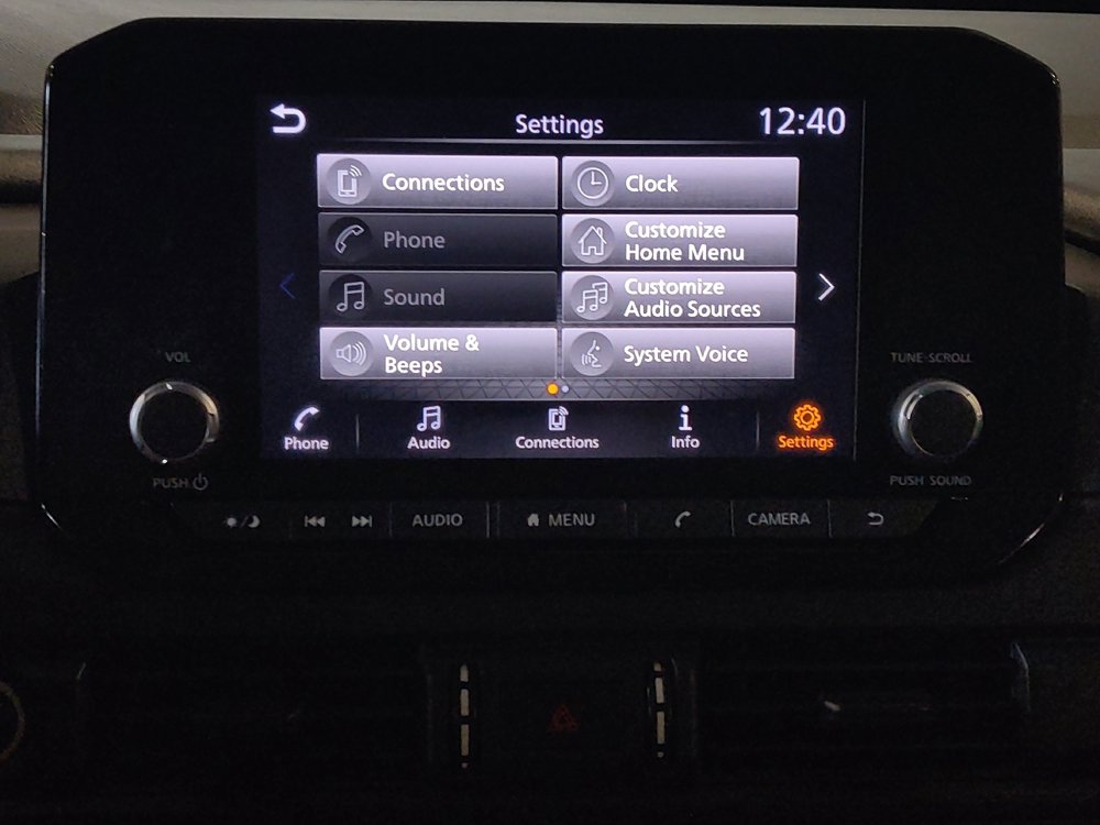 Used 2023 Nissan Pathfinder S image 25