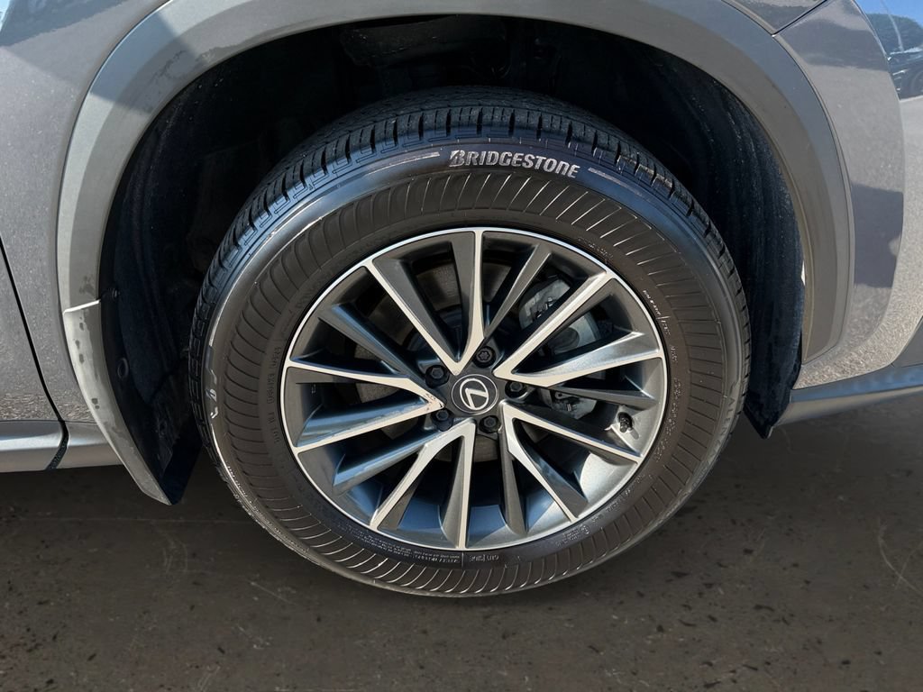 Certified 2025 Lexus NX 250 FWD w/ Accessory Package (2T) image 27