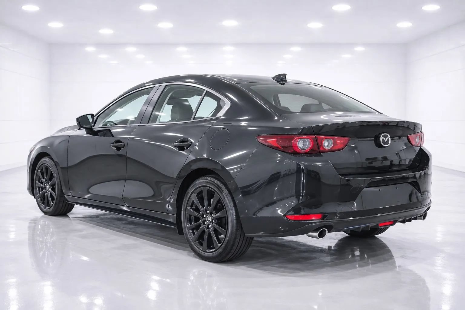 Used 2024 MAZDA MAZDA3 s FWD image 3
