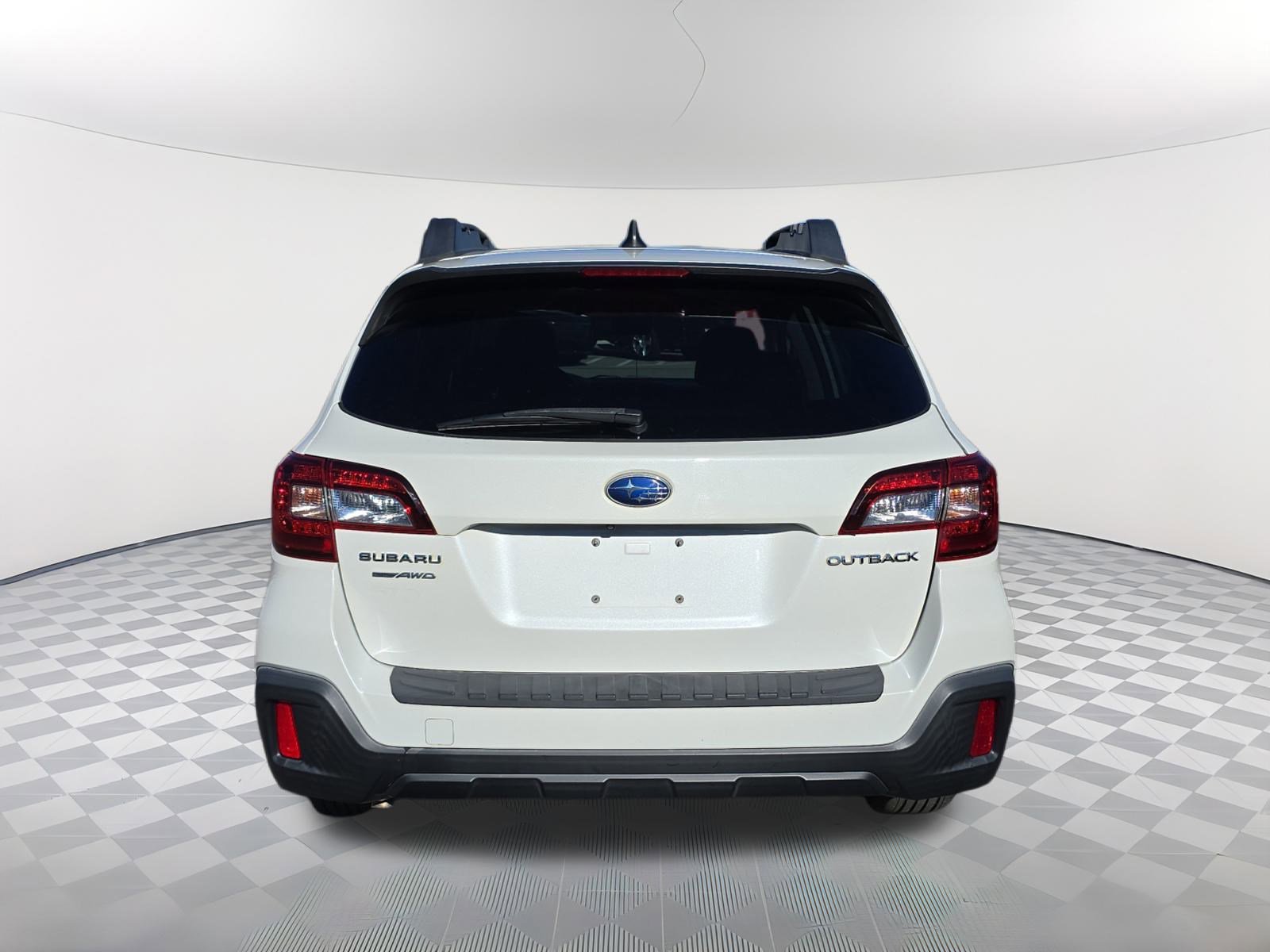 Used 2019 Subaru Outback 2.5i Premium image 4