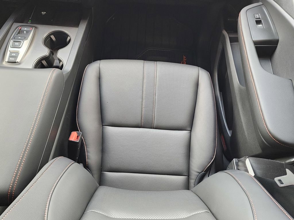 Used 2025 Honda Ridgeline TrailSport image 13