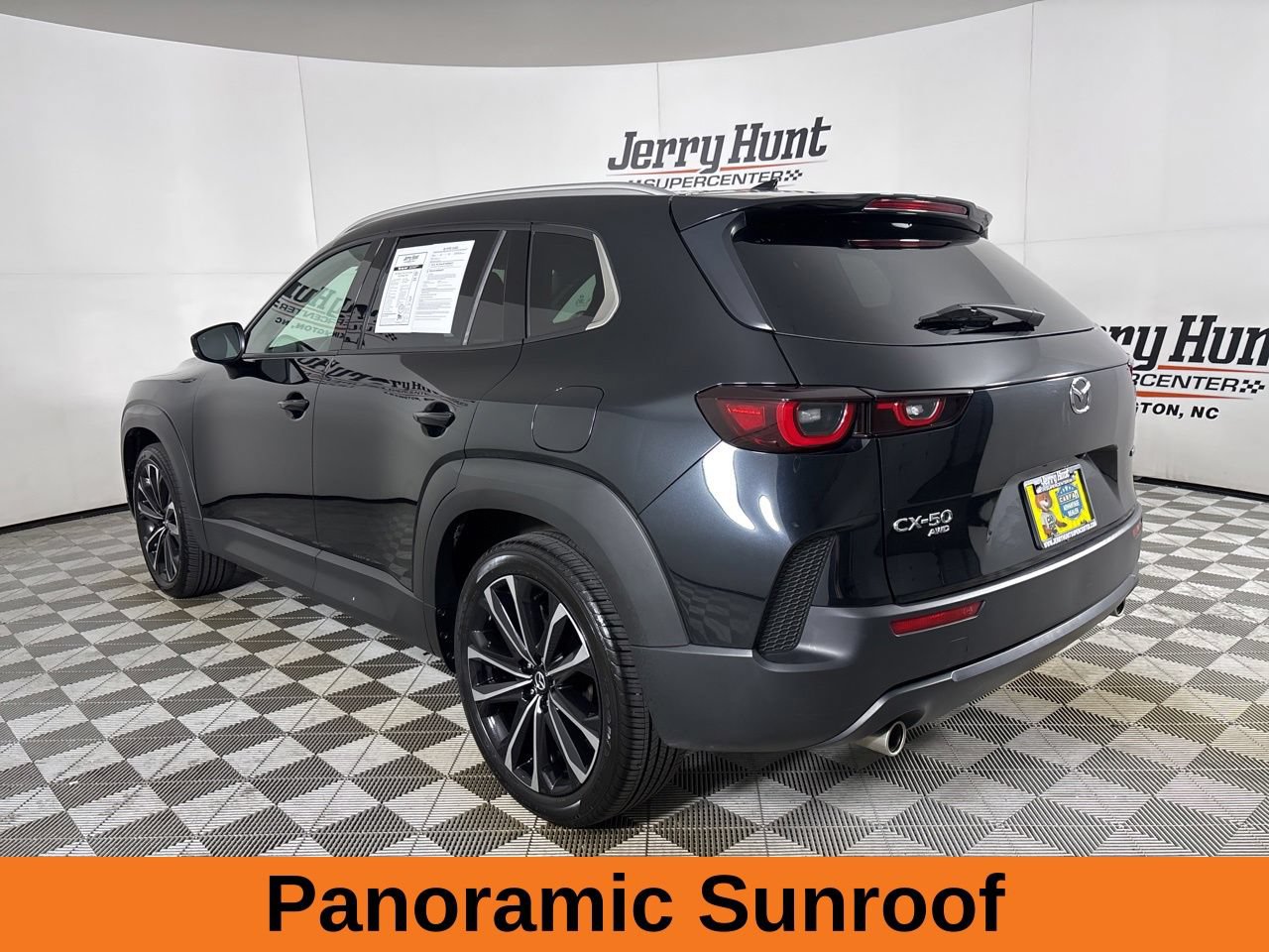 Used 2025 MAZDA CX-50 AWD 2.5 S w/ Premium Plus Pkg image 7