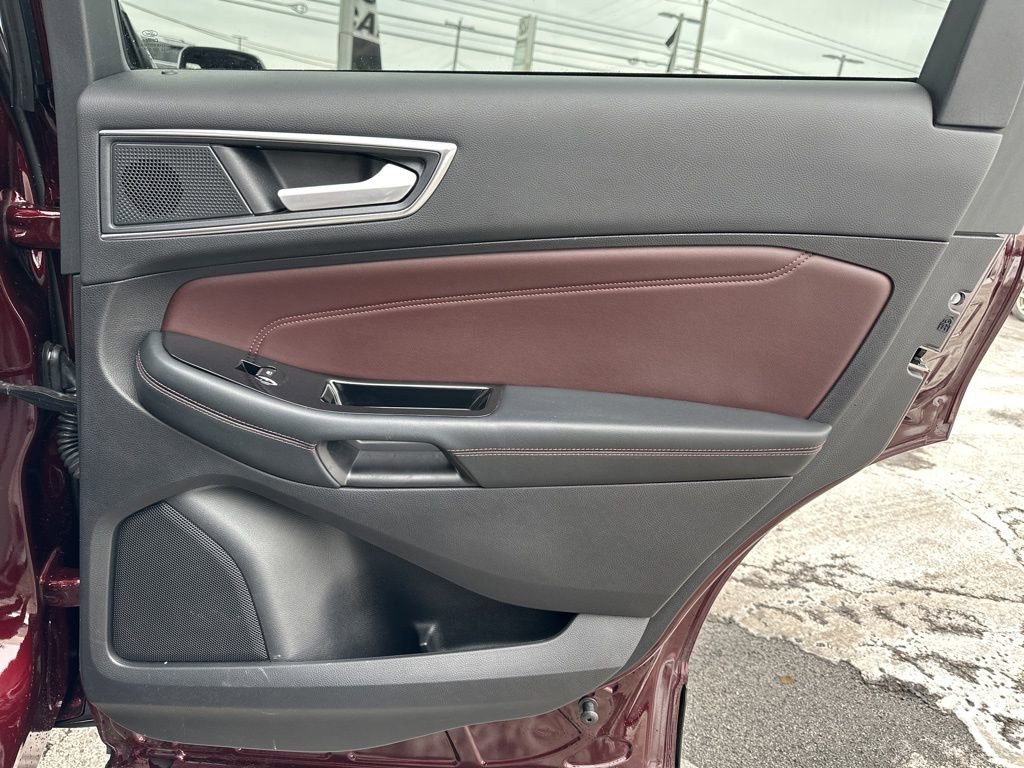 Used 2020 Ford Edge Titanium w/ Equipment Group 301A image 30