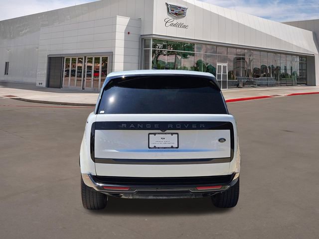 Used 2023 Land Rover Range Rover Long Wheelbase SE image 5