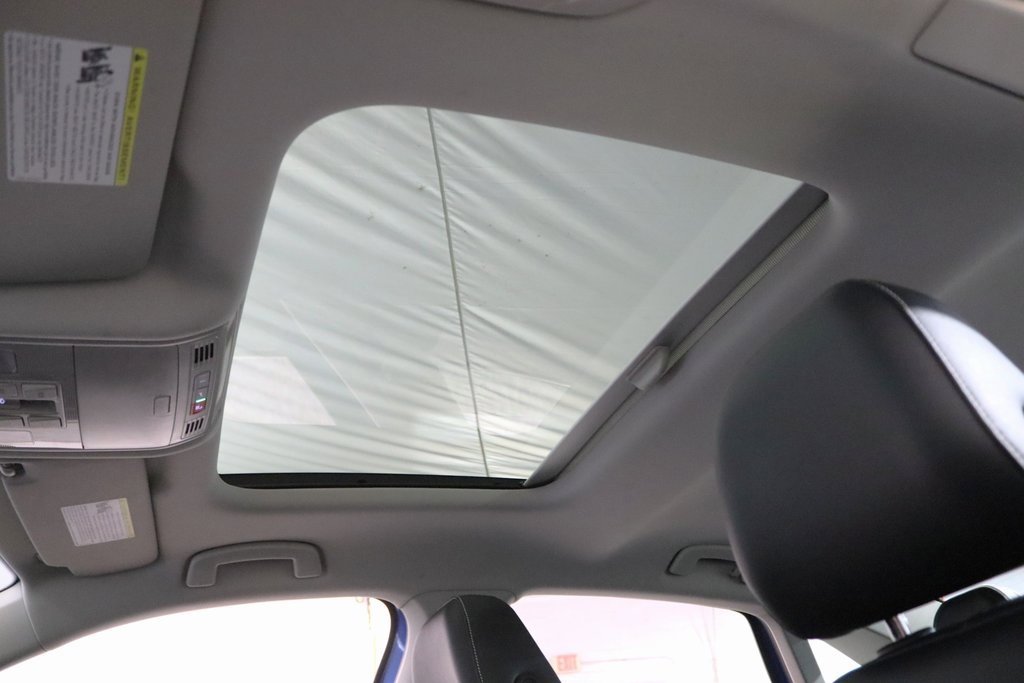 Used 2024 Volkswagen Jetta SE w/ Panoramic Sunroof Package image 22