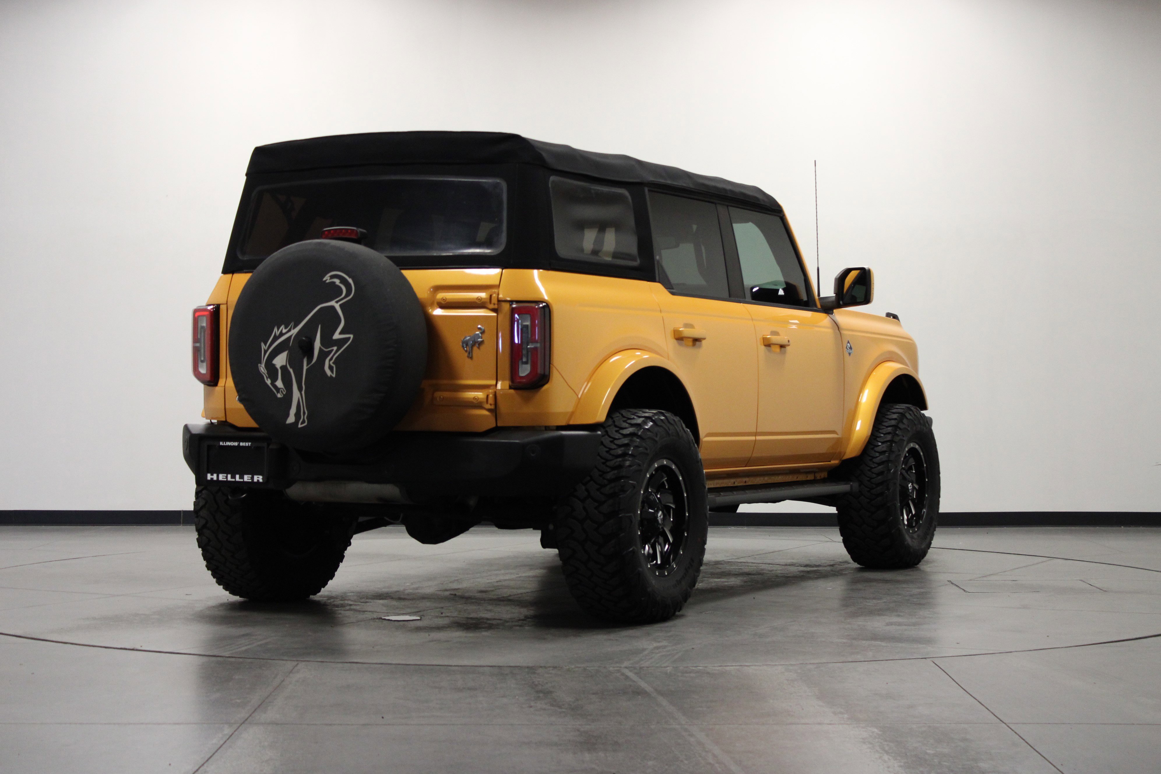 Used 2022 Ford Bronco Outer Banks image 4