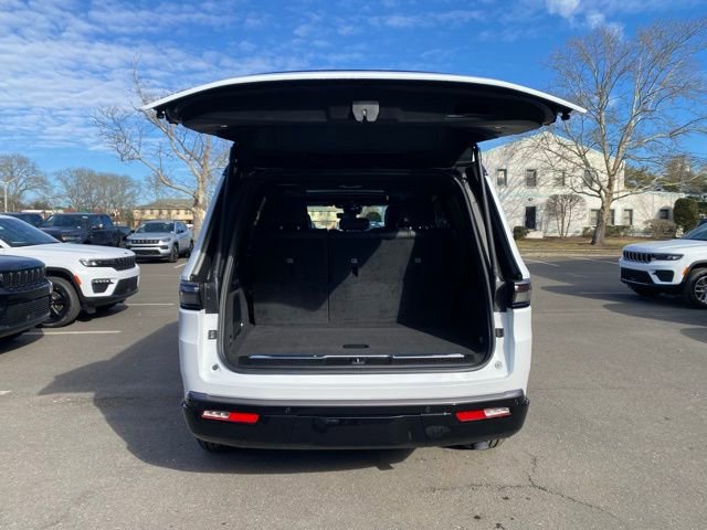 New 2026 Jeep Grand Wagoneer Summit w/ Rear Seat Video Group I image 9