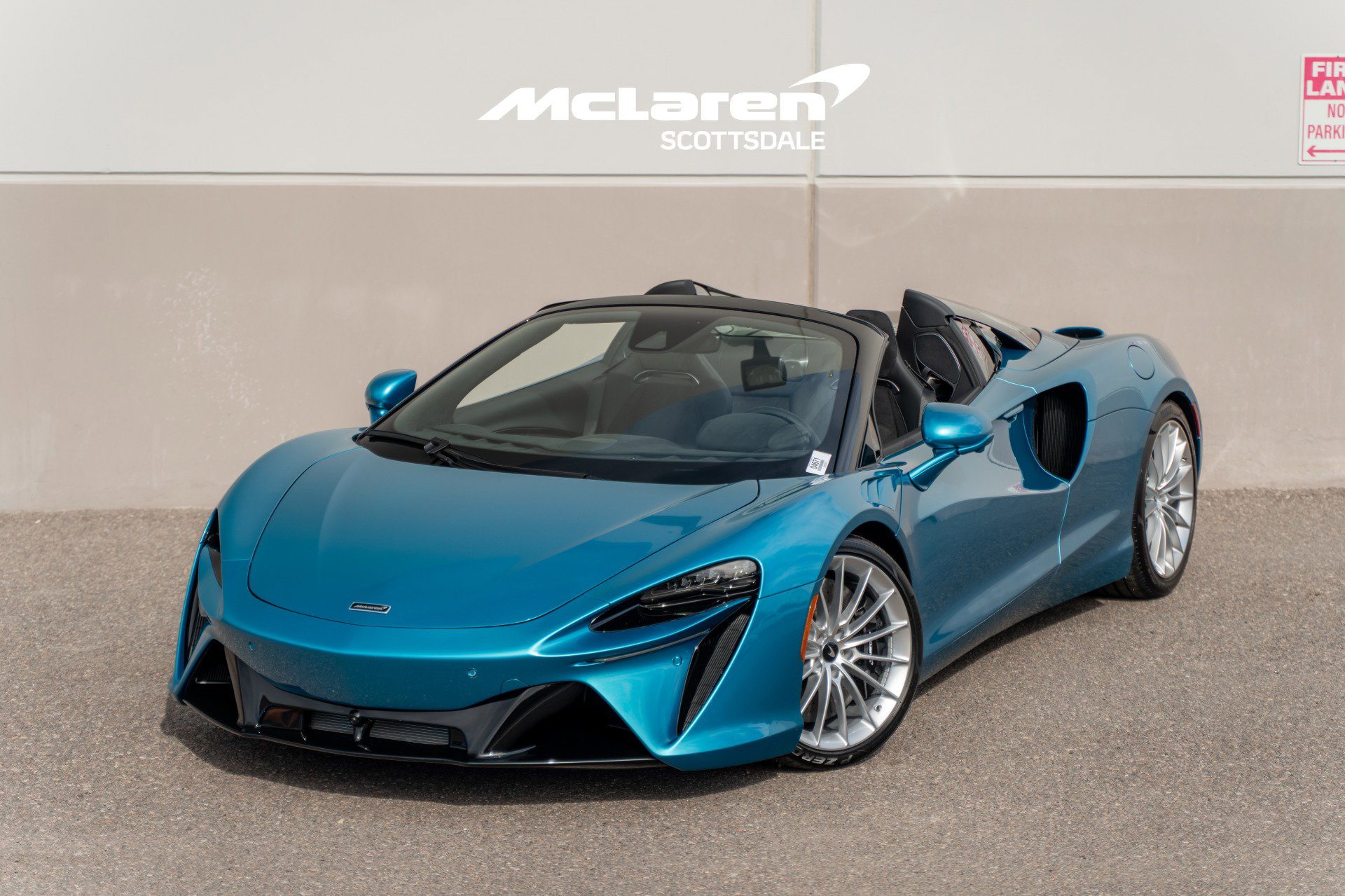 New 2026 McLaren Artura Spider image 1