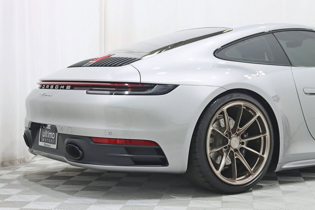 Used 2023 Porsche 911 Carrera image 9