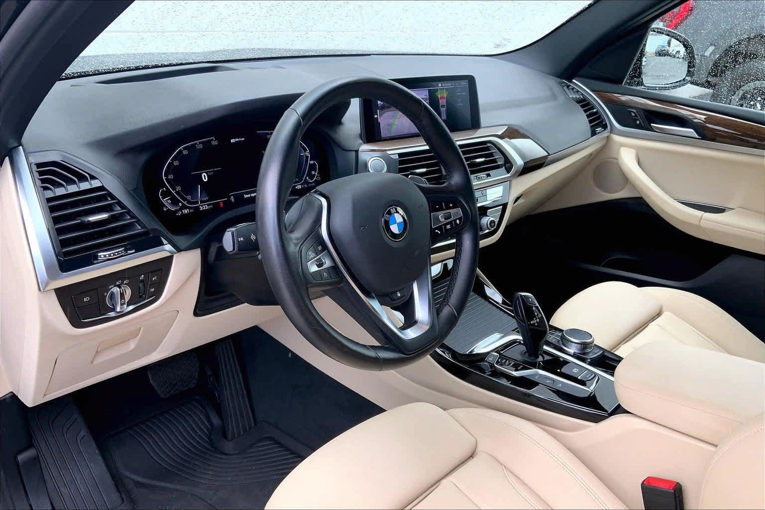Used 2021 BMW X3 xDrive30e w/ Premium Package AWD/4WD image 2