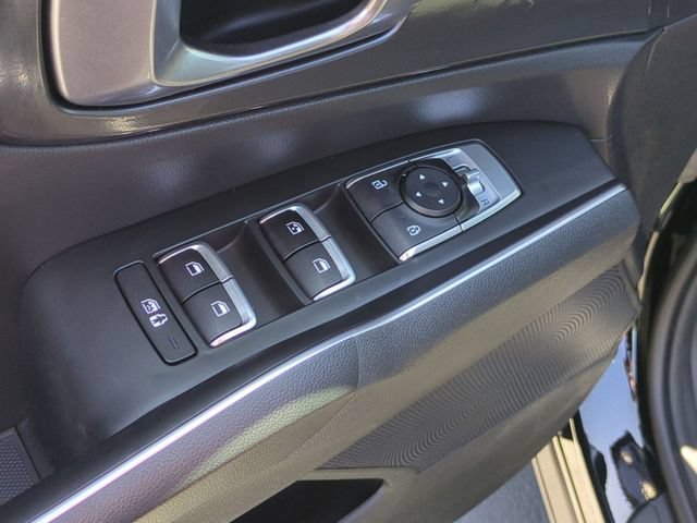 Used 2023 Kia Sorento LX FWD image 13