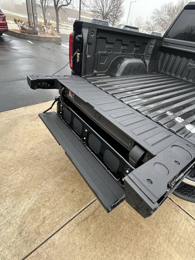 New 2026 GMC Sierra 1500 SLT w/ SLT Premium Package image 27